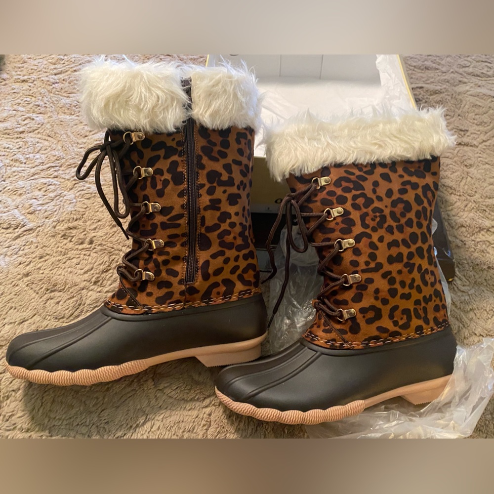 Leopard print Duck Boots